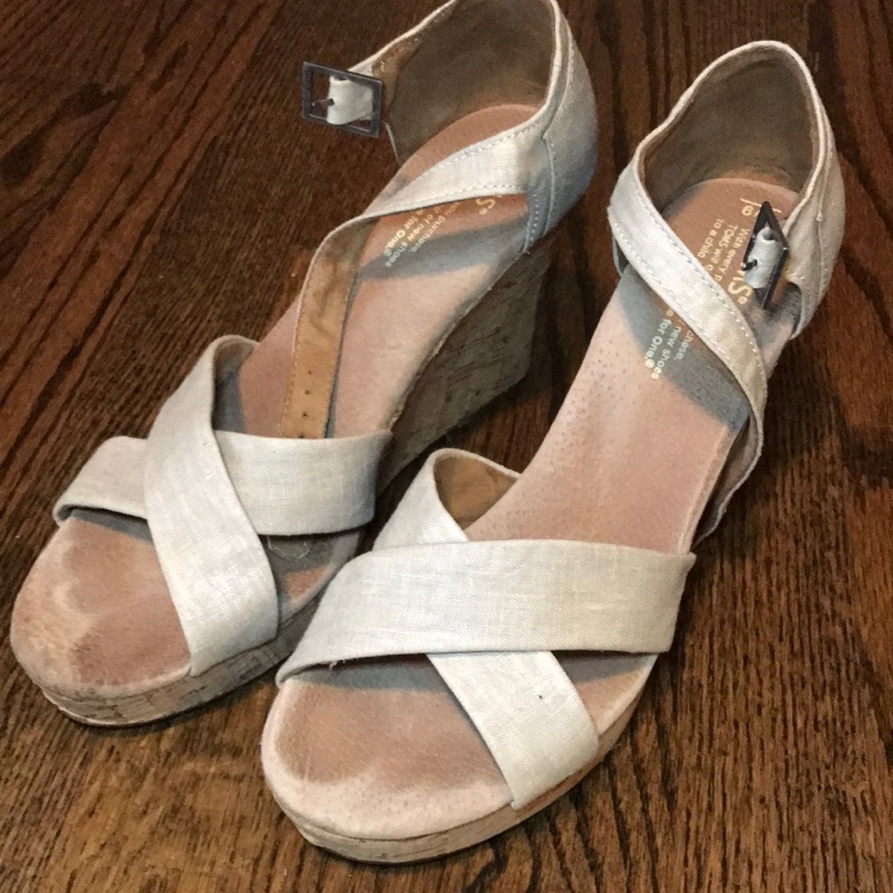 Toms cream shimmer wedges